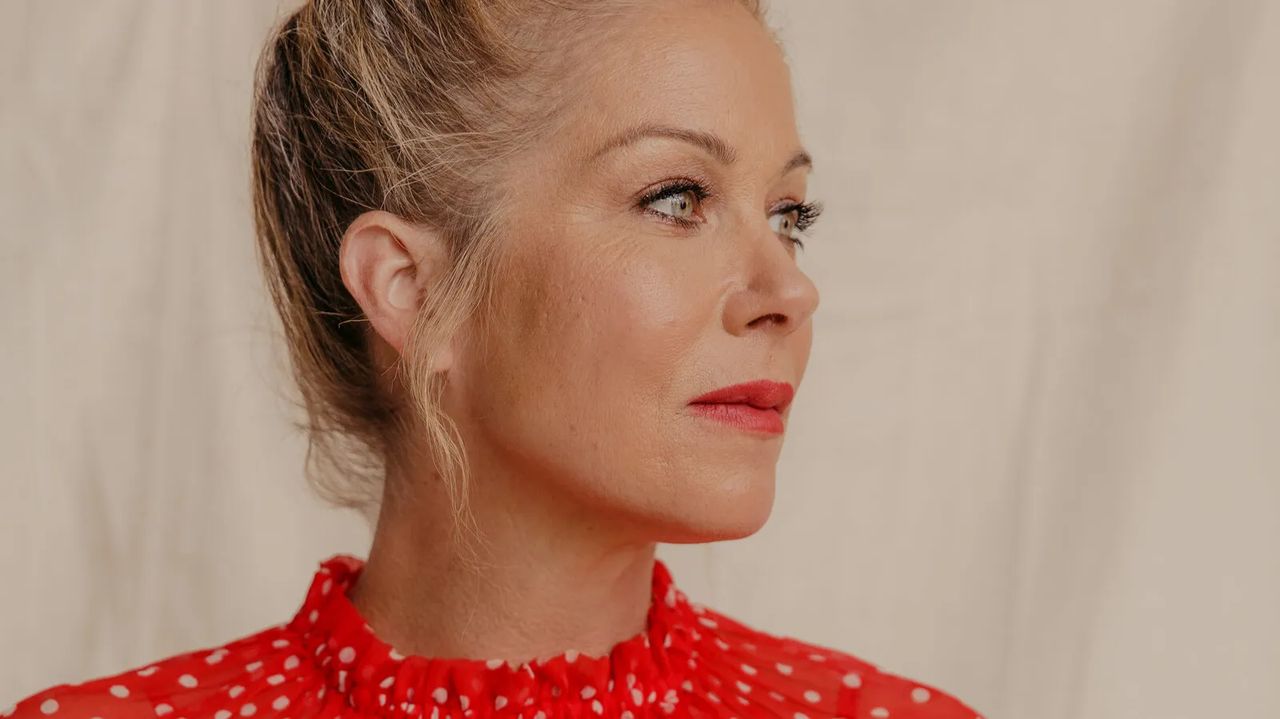 Christina Applegate says she was misdiagnosed with multiple sclerosis