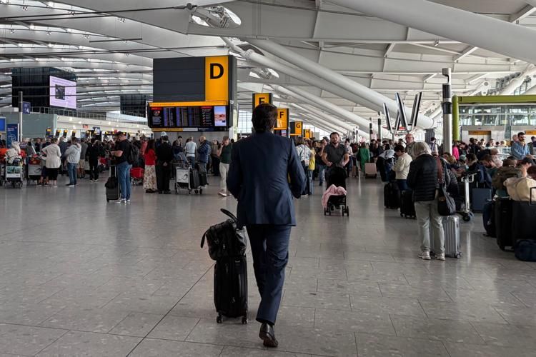 Heathrow Airport Air Traffic Control System Failure Creates Global Travel Chaos, Disrupts Toronto Pearson Flights