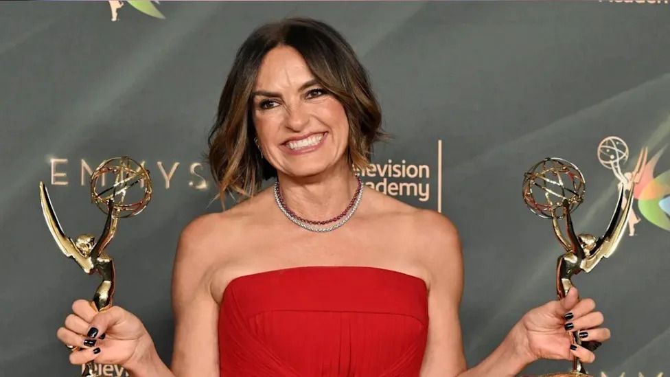 Mariska Hargitay's Hosting Triumph and Canadian Shoutouts Highlight Unpredictable Emmy Awards