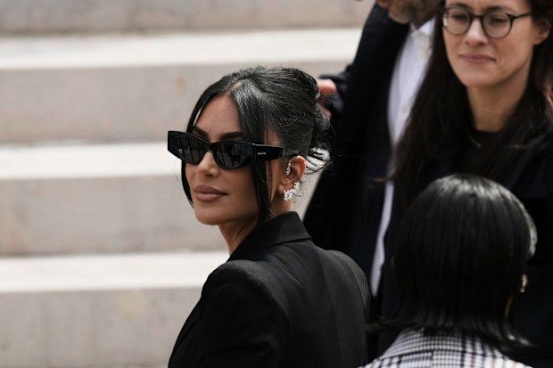 Paris court awards Kim Kardashian symbolic 1 euro in 2016 robbery case while granting substantial compensation to hotel employee