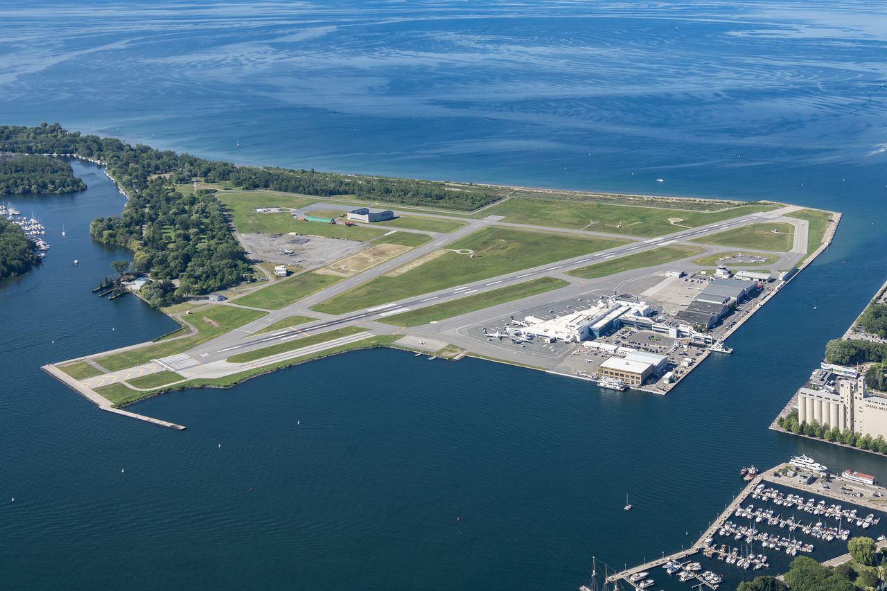 Water main break disrupts flights at Toronto's Billy Bishop Airport