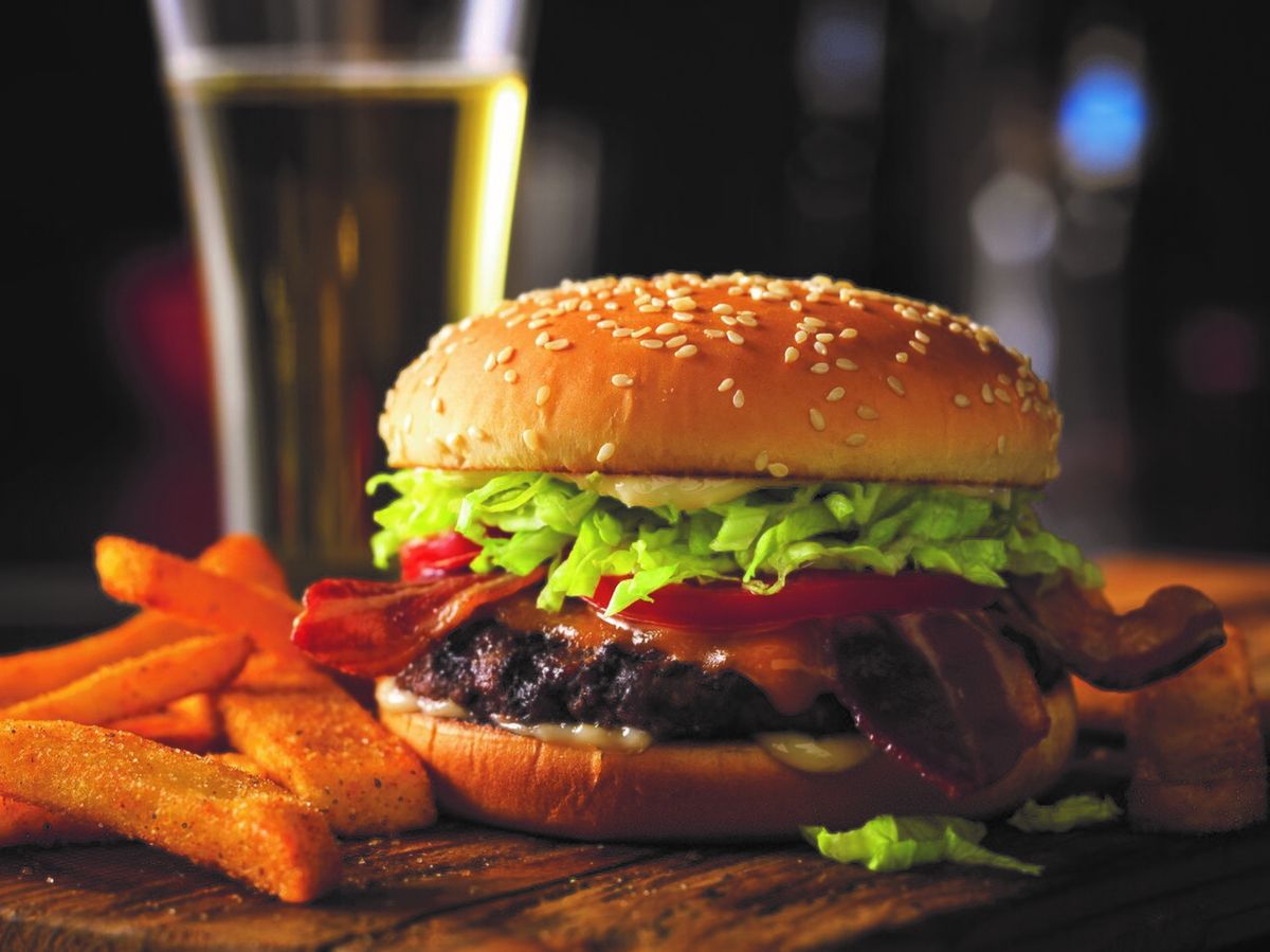 Red Robin's Gourmet Bacon Cheeseburger