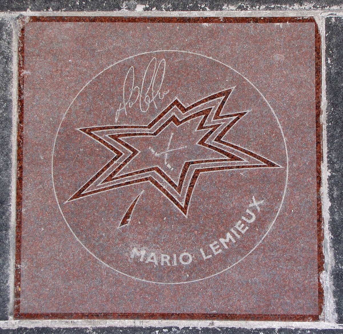 Mario Lemieux's star on Canada's Walk of Fame