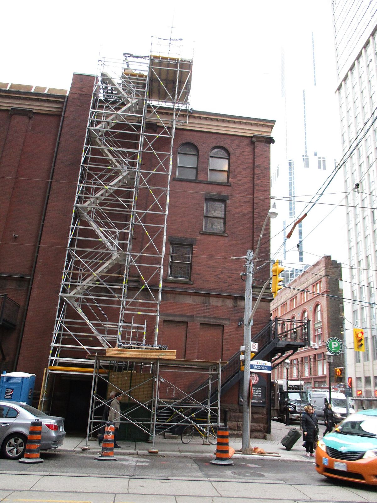 Construdtion at Massey Hall, 2015 12 01 (1)
