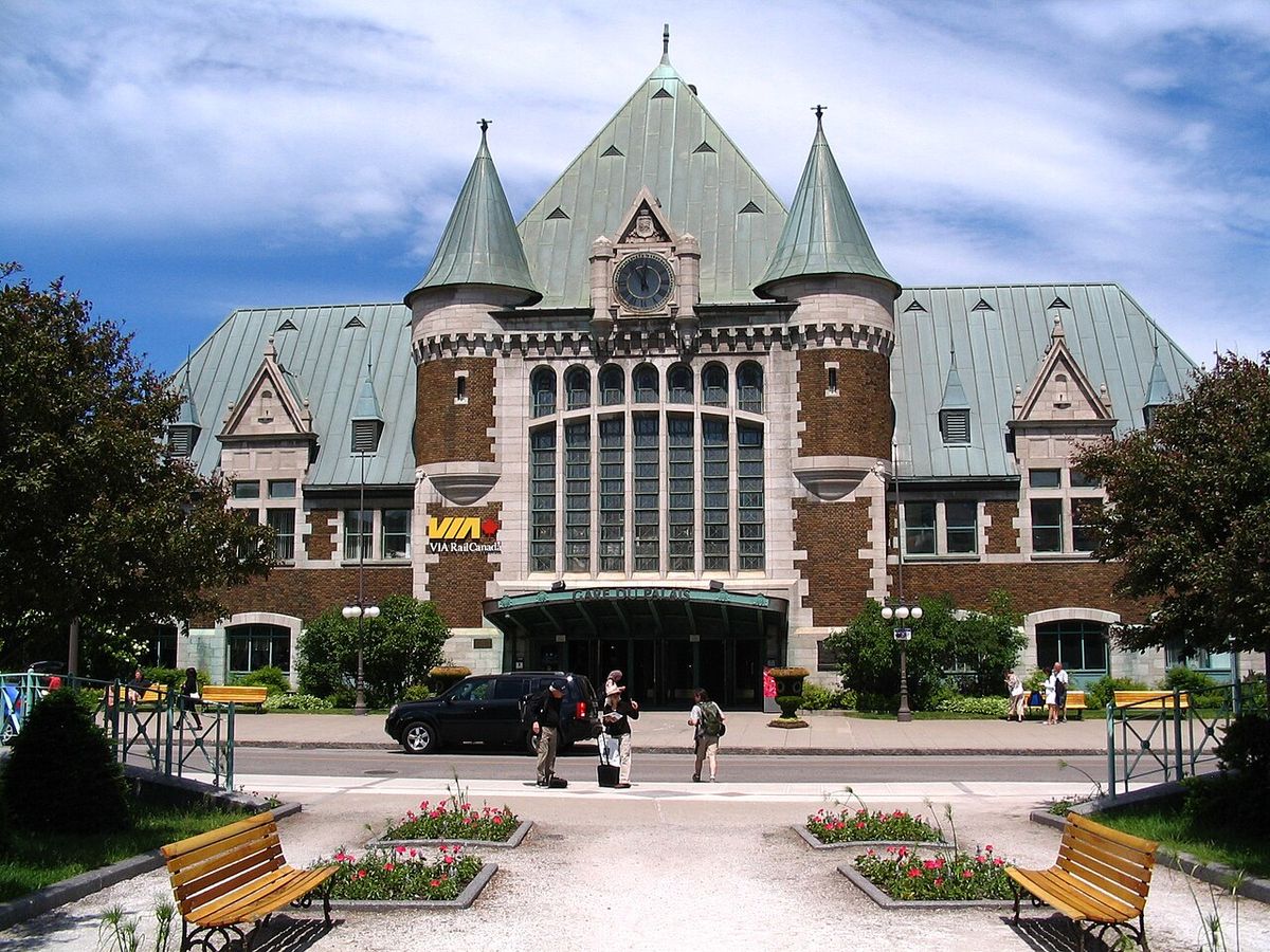 Devanture de la Gare du Palais, à Québec.